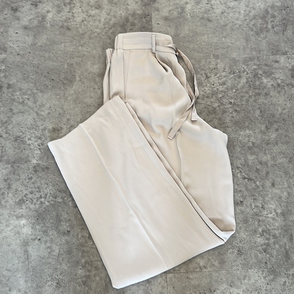 Camber and Grace size XS high rise wide leg pants - Picture 3 of 5